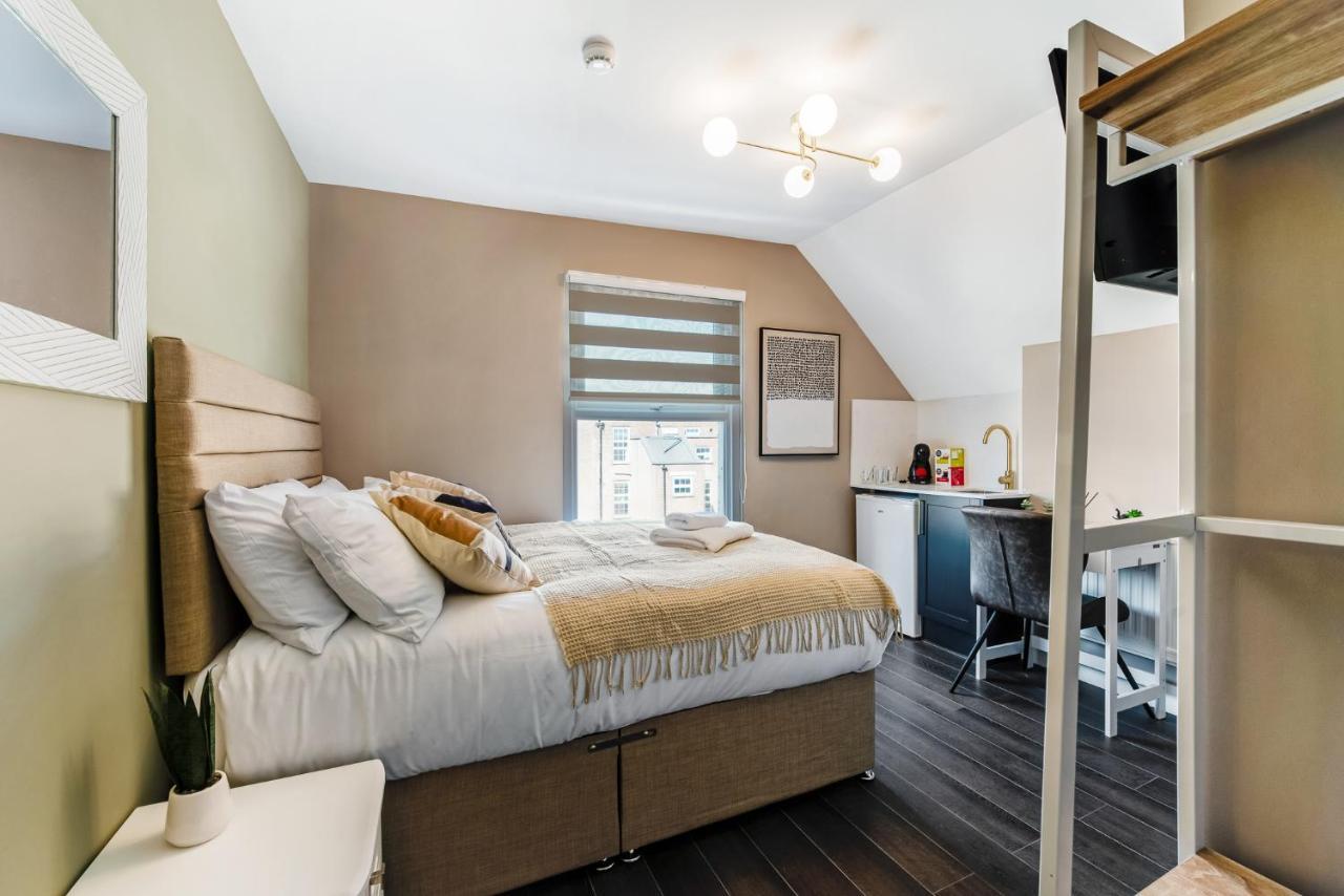 Elegant Studio - Perfect For Explorers Appartement Londen Buitenkant foto